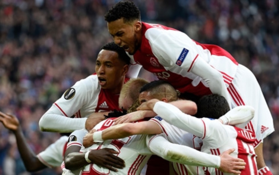 ajax man utd champions league vay goi
