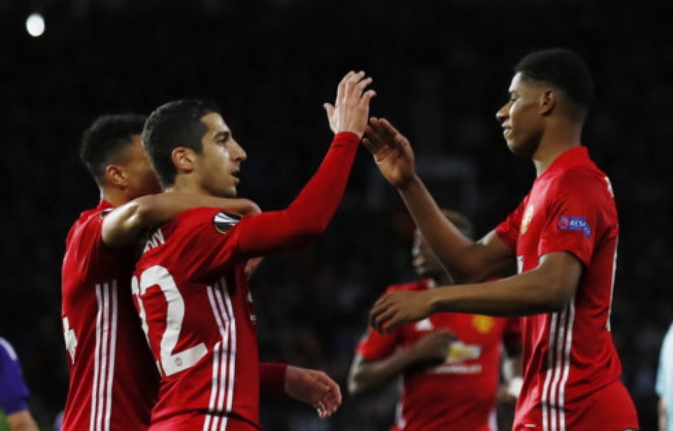 ajax man utd champions league vay goi