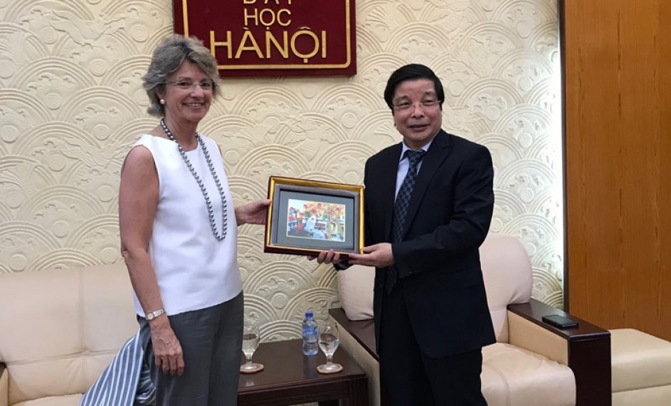 40 năm đối thoại và tình bạn 40 nam doi thoai va tinh ban