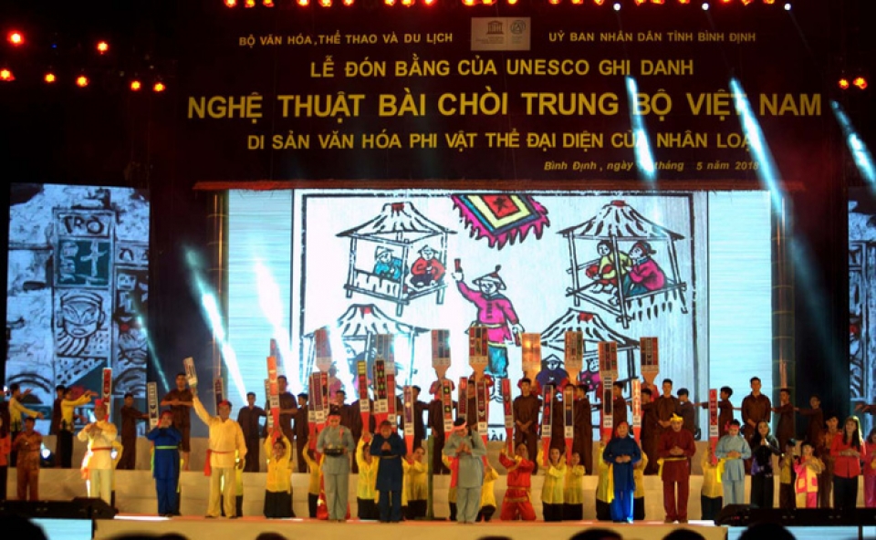 dau son moi tren hanh trinh hoi nhap van hoa