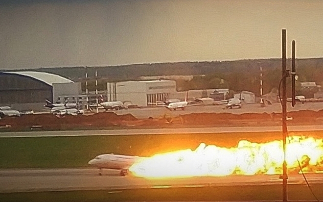 lanh dao dang nha nuoc gui dien tham hoi ve vu chay may bay cua hang hang khong aeroflot tai nga