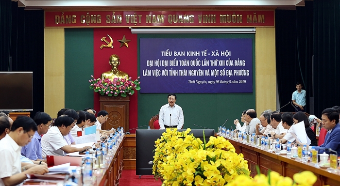 tieu ban kinh te xa hoi dai hoi xiii cua dang lam viec voi 4 dia phuong phia bac