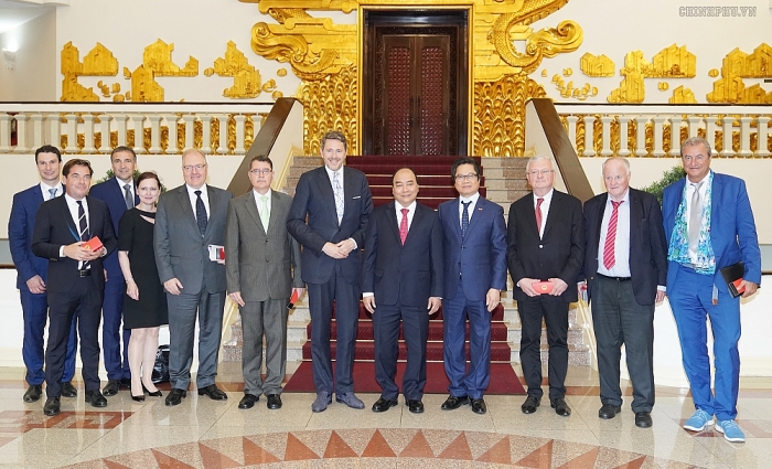 thu tuong nguyen xuan phuc tiep chu tich phong kinh te ao