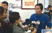 lanh dao dang nha nuoc dat vong hoa va vao lang vieng chu tich ho chi minh