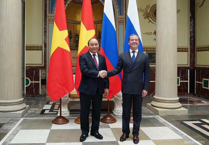 hinh anh thu tuong nguyen xuan phuc hoi dam voi thu tuong dmitry medvedev