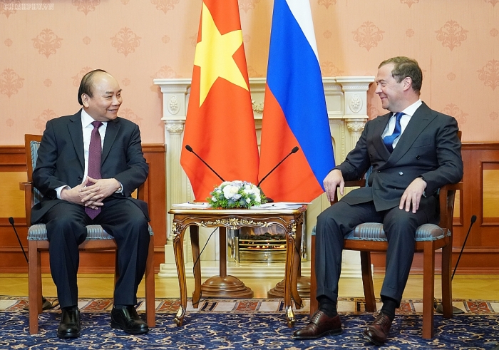 hinh anh thu tuong nguyen xuan phuc hoi dam voi thu tuong dmitry medvedev