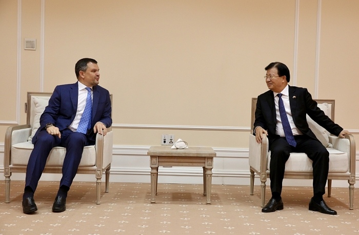 Phó Thủ tướng Trịnh Đình Dũng gặp Phó Thủ tướng Nga Maxim Akimov pho thu tuong trinh dinh dung gap pho thu tuong nga maxim akimov