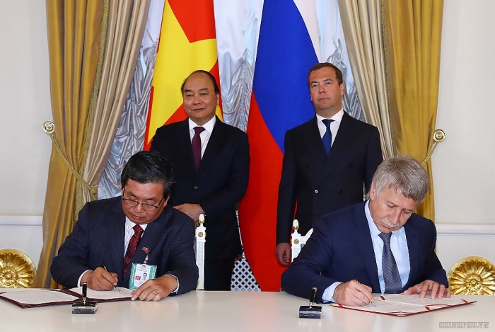 thu tuong nguyen xuan phuc va thu tuong dmitri medvedev dong chu tri hop bao