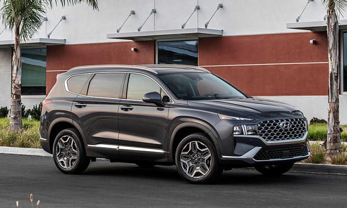 Hyundai SantaFe 2021 bản nâng cấp 'sẵn sàng' lăn bánh tại Việt Nam