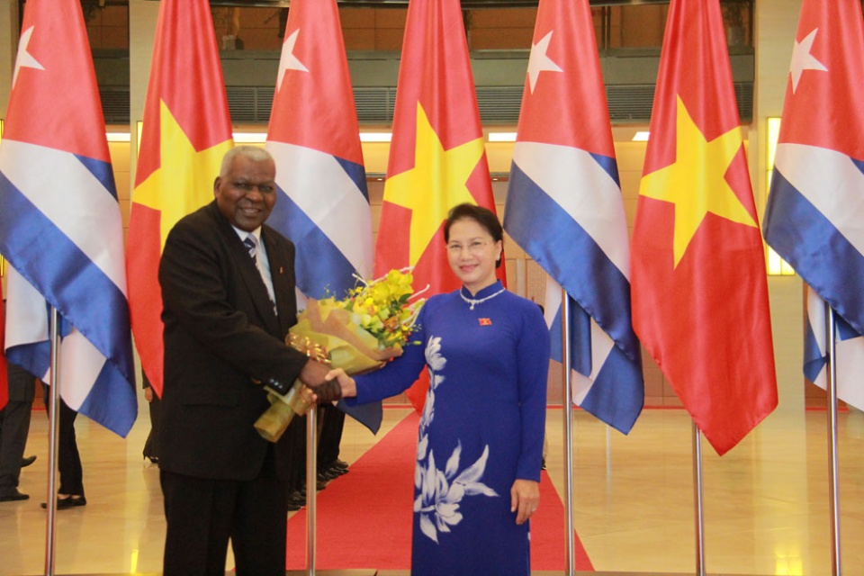 Viết tiếp chuyện hai người anh em viet tiep chuyen hai nguoi anh em