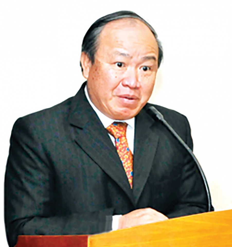 can thay doi tu duy thong tin doi ngoai