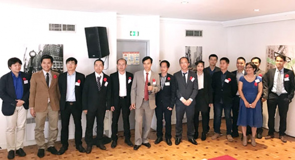 mai nha cua chuyen gia cong nghe goc viet