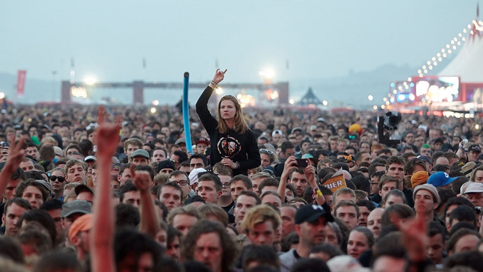 song ao nhu nguoi duc