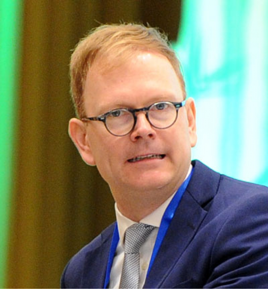 dac khu phai tao nen mo hinh phat trien moi