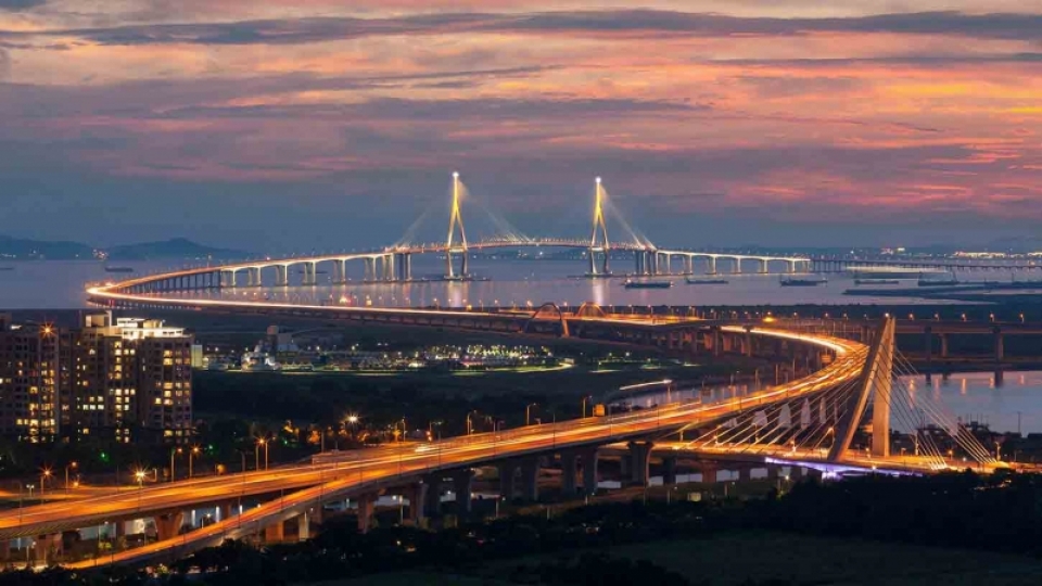 kinh nghiem quoc te phat trien dac khu kinh te