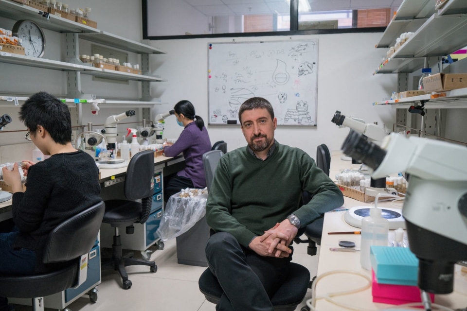 trung quoc doi thu cua my trong khoa hoc