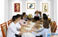 Khi anh chàng bán kem đi Tây