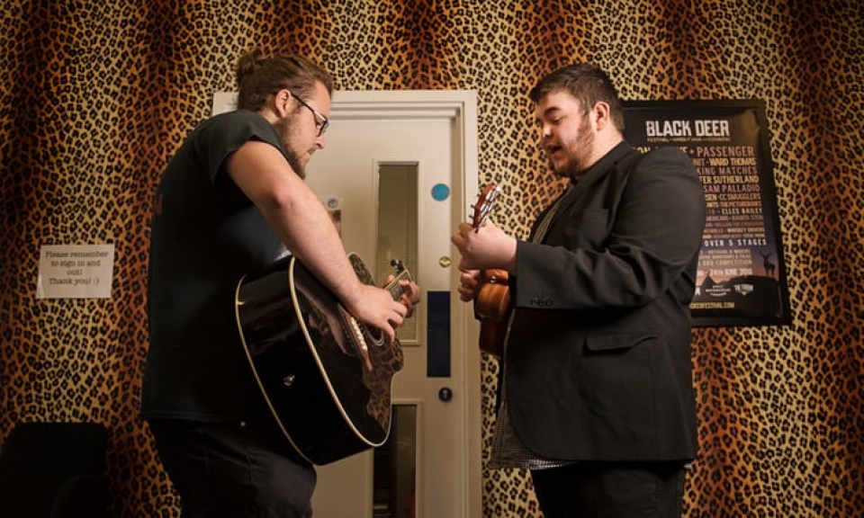 nhac giup thieu nien ca biet thay doi cuoc song