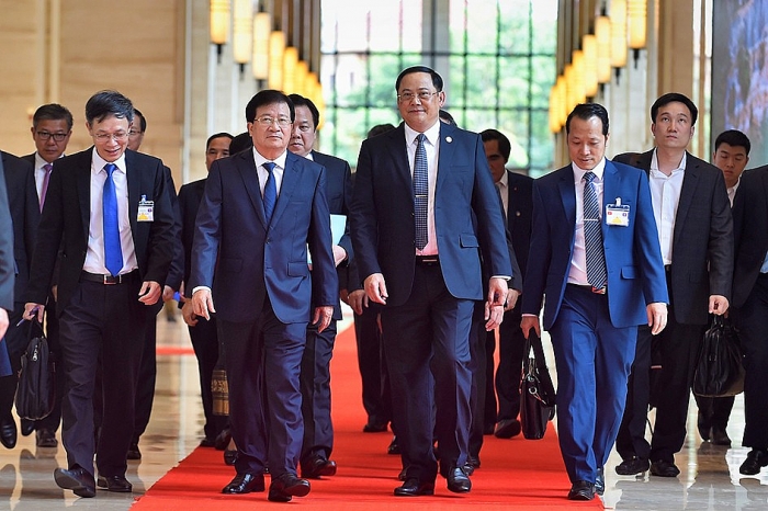 pho thu tuong trinh dinh dung tham lam viec tai lao