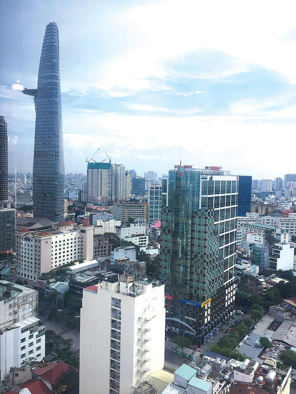 trien vong bat dong san van phong sau dai dich covid 19