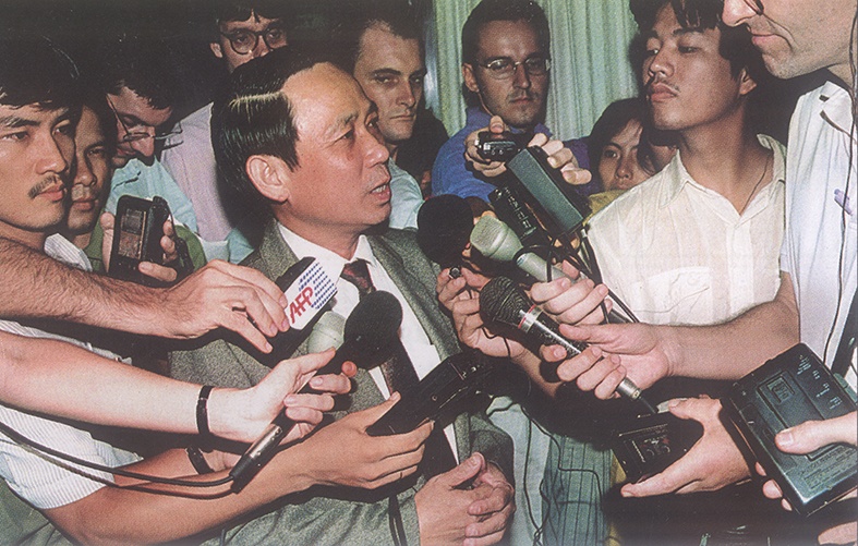 thang 6 nho co thu truong ngoai giao le mai