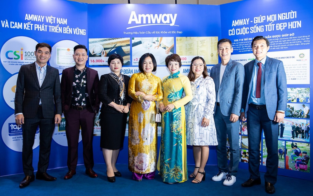 amway dong hanh cung le ky niem 25 nam binh thuong hoa quan he viet nam hoa ky