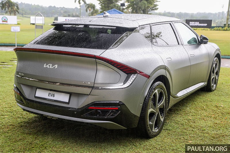 Cận cảnh Kia EV6 GT-Line AWD ra mắt tại Malaysia, giá 1,59 tỷ