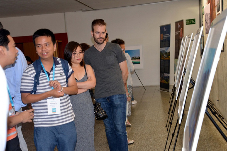 nhung sac mau viet nam den tay ban nha