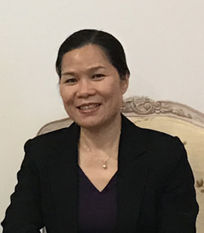 lac quan buoc vao tuong lai