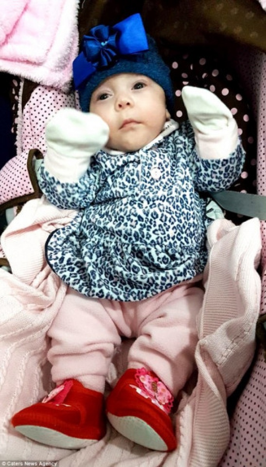 cap song sinh chao doi tu nguoi me chet nao hon 4 thang