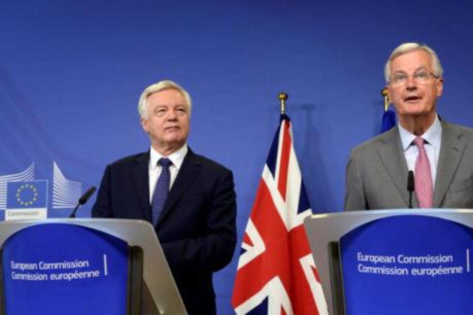 dam phan brexit bat dong mau chot lien quan toi tai chinh