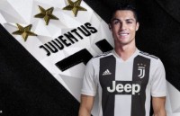 rung fan vay quanh ronaldo trong buoi tap cung juventus