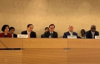 hoi dong nhan quyen thong qua cac nghi quyet do viet nam la dong tac gia