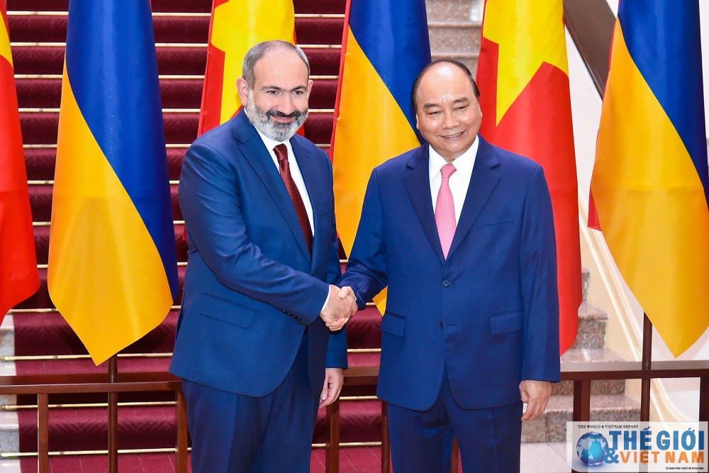 le don chinh thuc thu tuong armenia tai phu chu tich