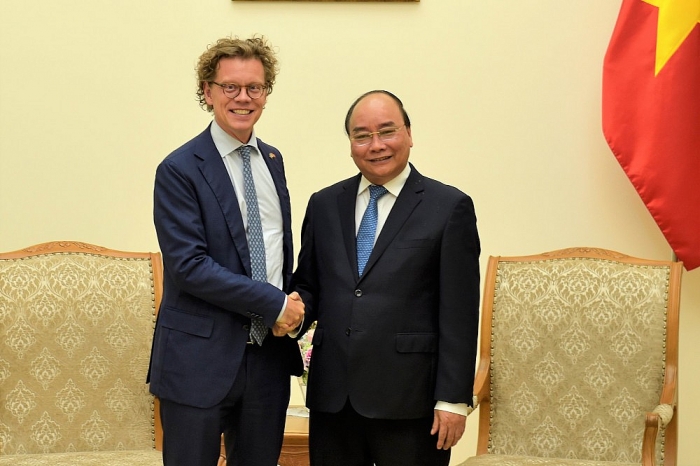 thu tuong nguyen xuan phuc tiep dai su thuy dien chao tu biet