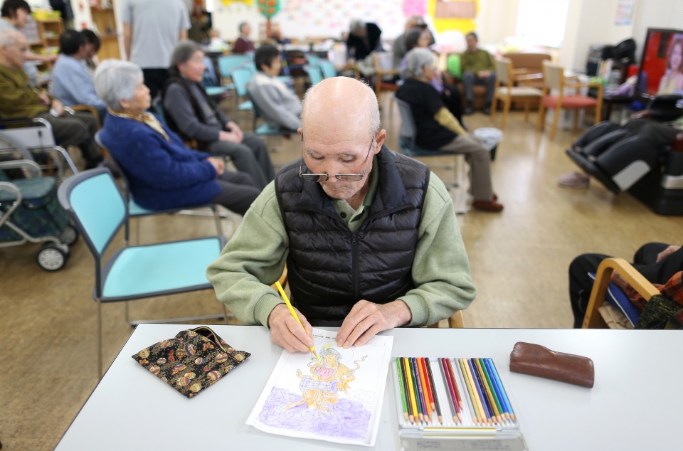 mon hoi tu dan so gia