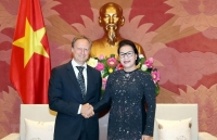 Chủ tịch Quốc hội tiếp Đại sứ, Trưởng Phái đoàn Liên minh châu Âu tại Việt Nam