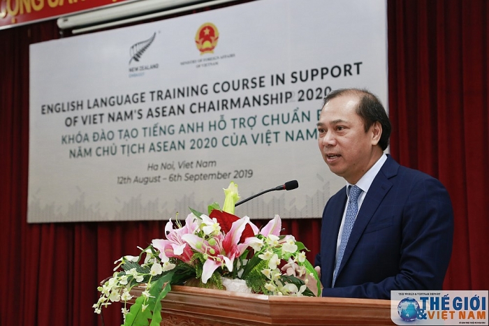 khai giang khoa nang cao tieng anh phuc vu asean 2020 do new zealand tai tro