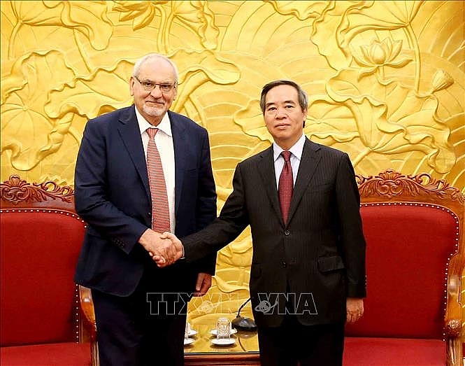 truong ban kinh te trung uong tiep tong giam doc ifc va chu tich google chau a thai binh duong