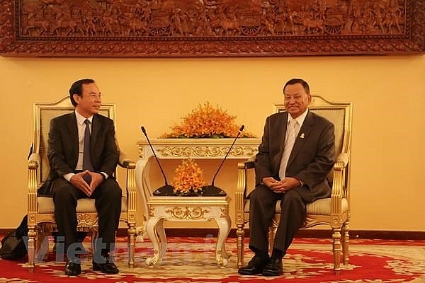 Đoàn đại biểu cấp cao Văn phòng Trung ương Đảng thăm và làm việc tại Campuchia doan dai bieu cap cao van phong trung uong dang tham va lam viec tai campuchia