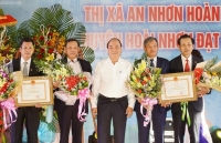 Thủ tướng trao danh hiệu huyện nông thôn mới tại Bình Định