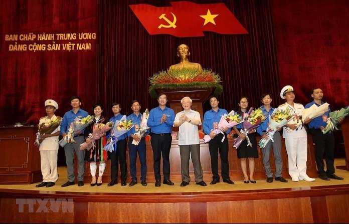 Tổng Bí thư, Chủ tịch nước gặp mặt đảng viên trẻ tiêu biểu toàn quốc