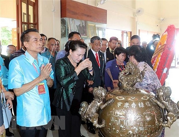 chu tich quoc hoi tham va lam viec tai tinh udon thani thai lan