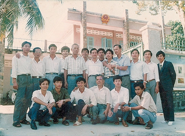chuyen mo tong lanh su quan o sihanoukville 30 nam truoc