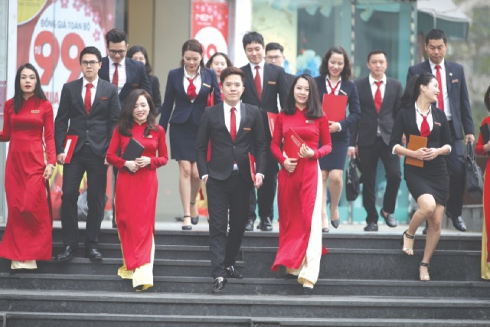 agribank va su chuyen minh manh me de tien toi co phan hoa