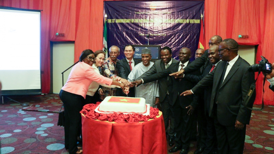 ky niem 73 nam quoc khanh tai nigeria