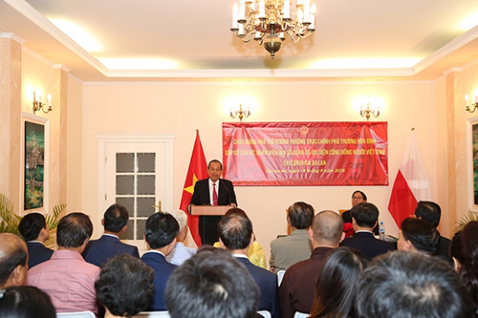 pho thu tuong thuong truc tham dai su quan gap go nguoi viet tai ba lan