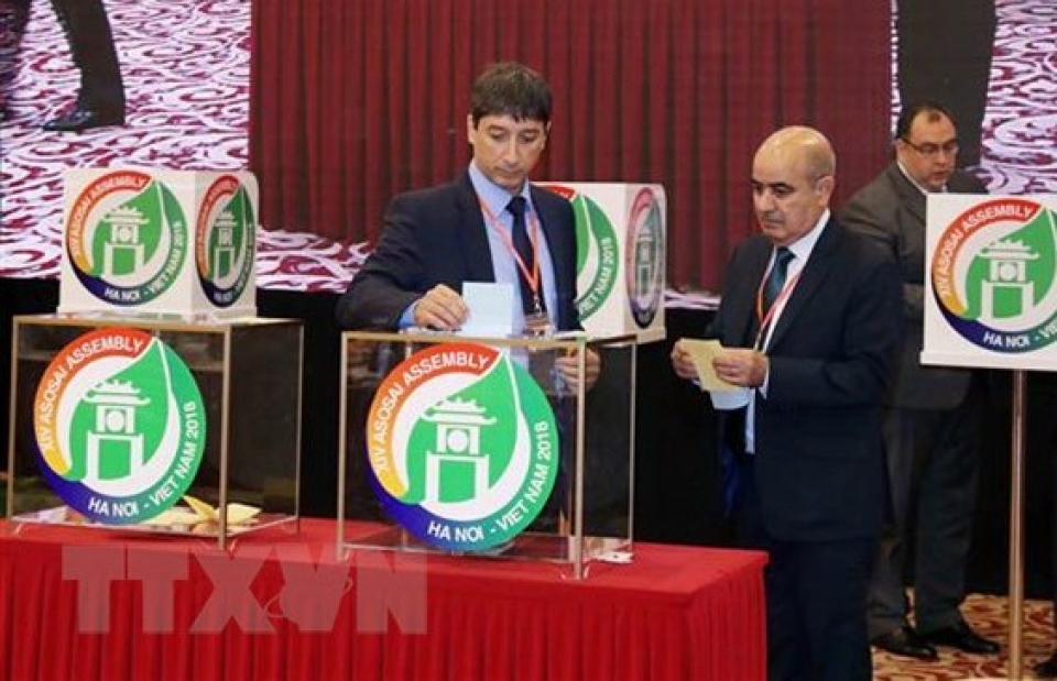 asosai 14 thong qua tuyen bo ha noi