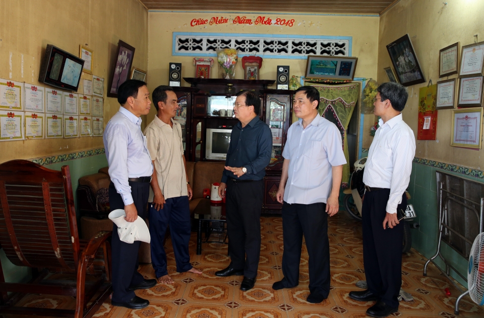 tim giai phap ben vung thich ung voi lu tai dbscl