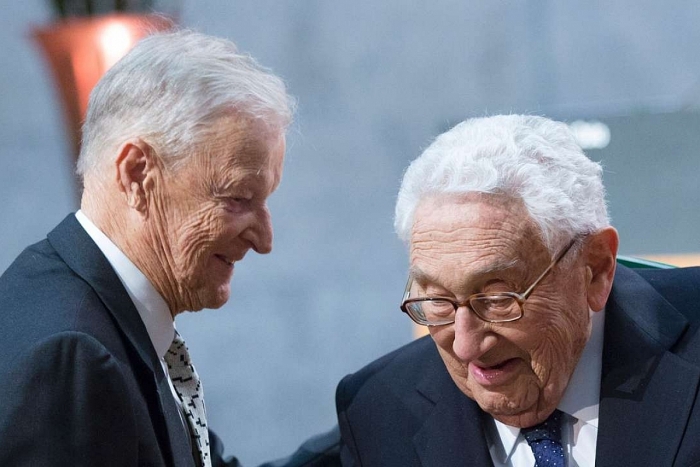 co van an ninh quoc gia my tu so khong den vuon hong